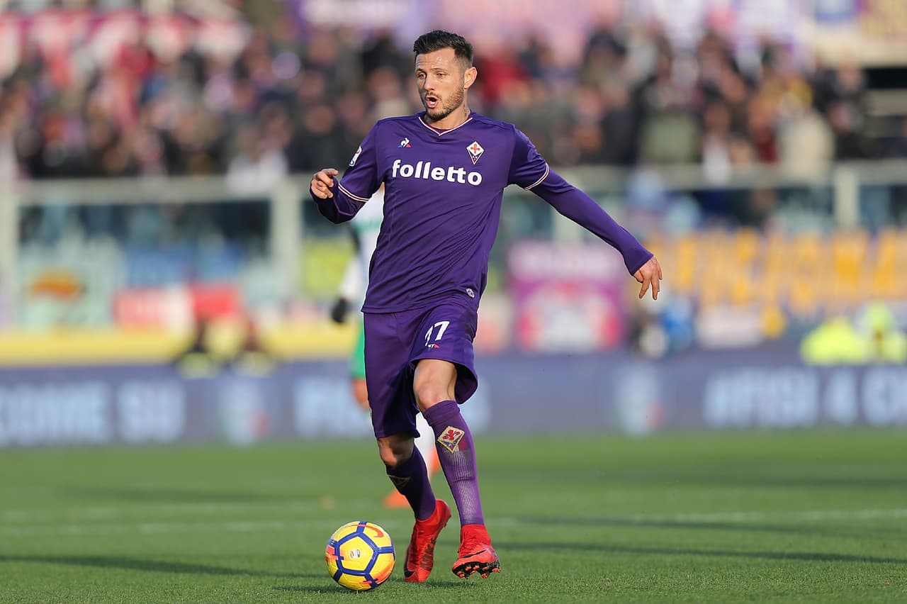 El futbolista francés aparece en el video sin playera mientras otra pareja aparece manteniendo relaciones sexuales.