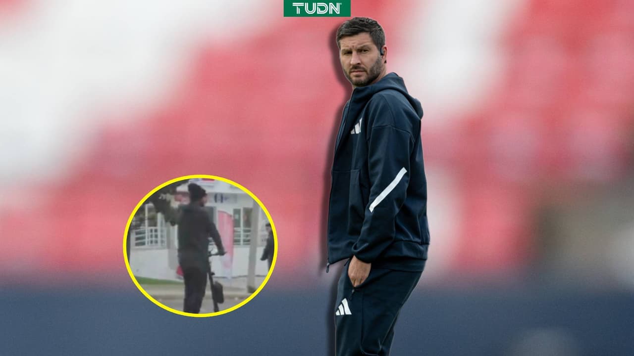 Gignac paseaba por las calles de Nuevo León y por poco lo atropellan 