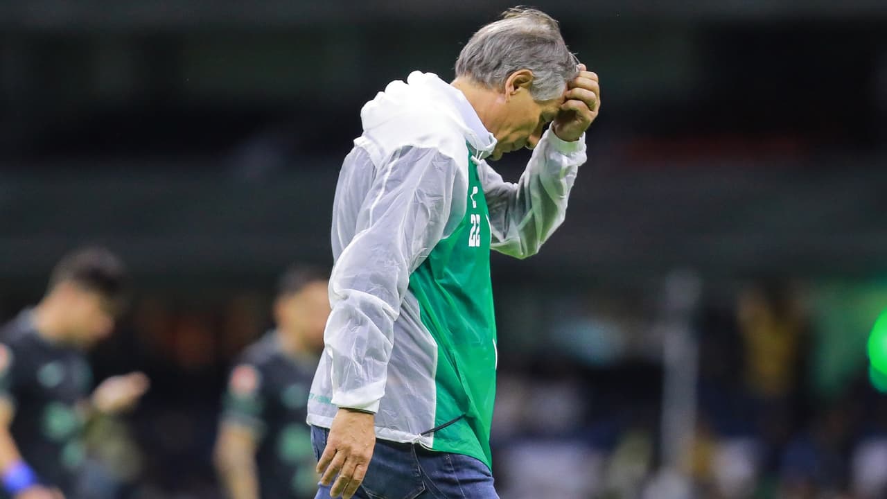 ¡Oficial! León anuncia salida de Ariel Holan como director técnico