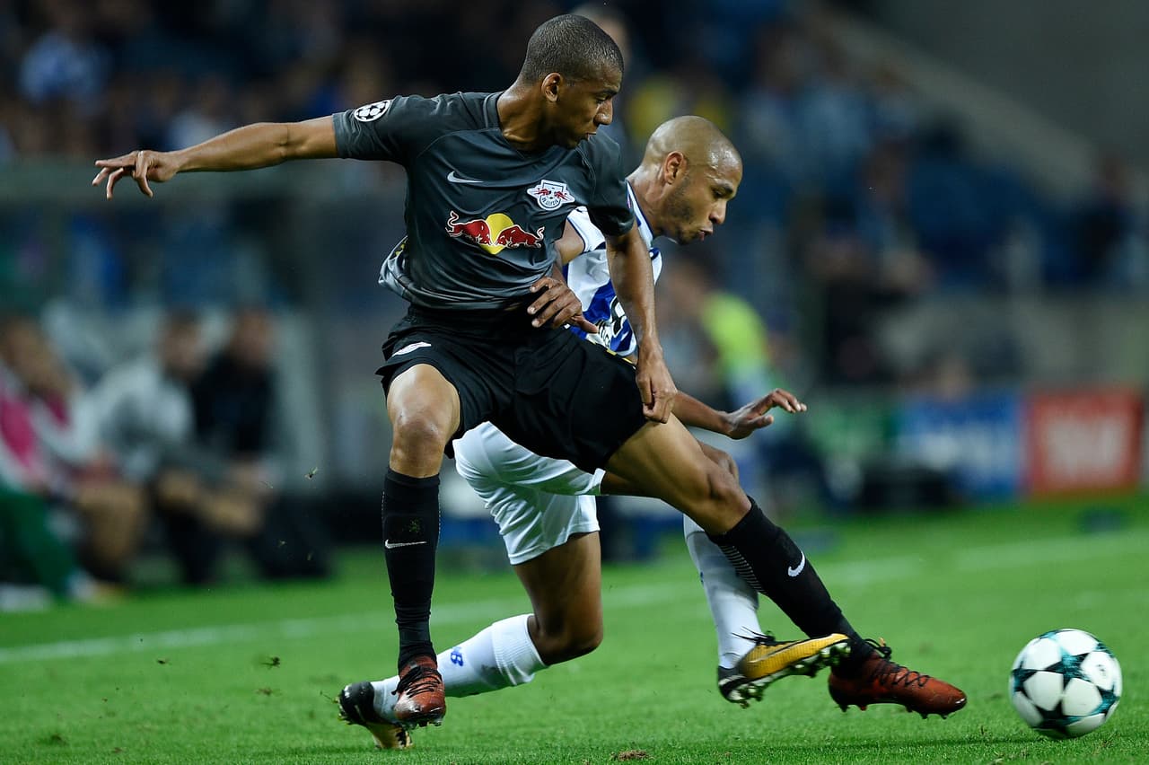 Pero Porto mostró su entrega y se lanzó por la ventaja y la victoria en el estadio Do Dragao, que contó con poco más de 41 mil espectadores.