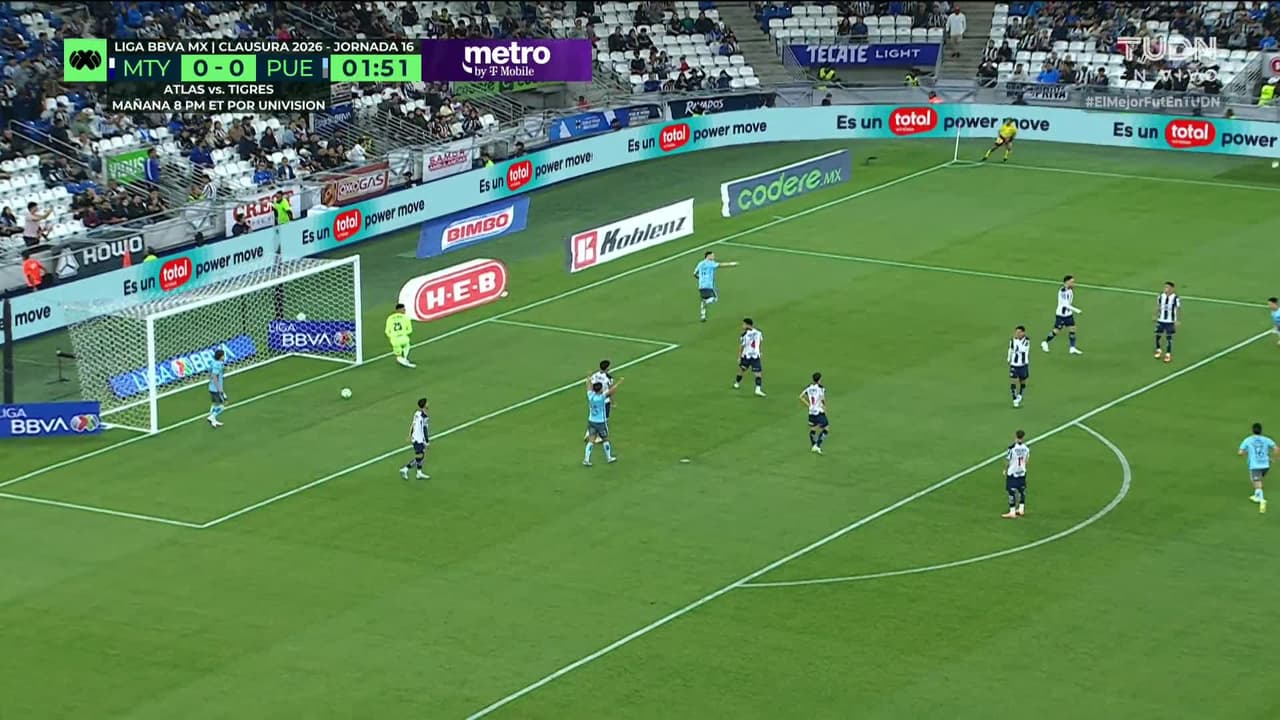 ¡GOL!  anota para Puebla. Emiliano Gómez