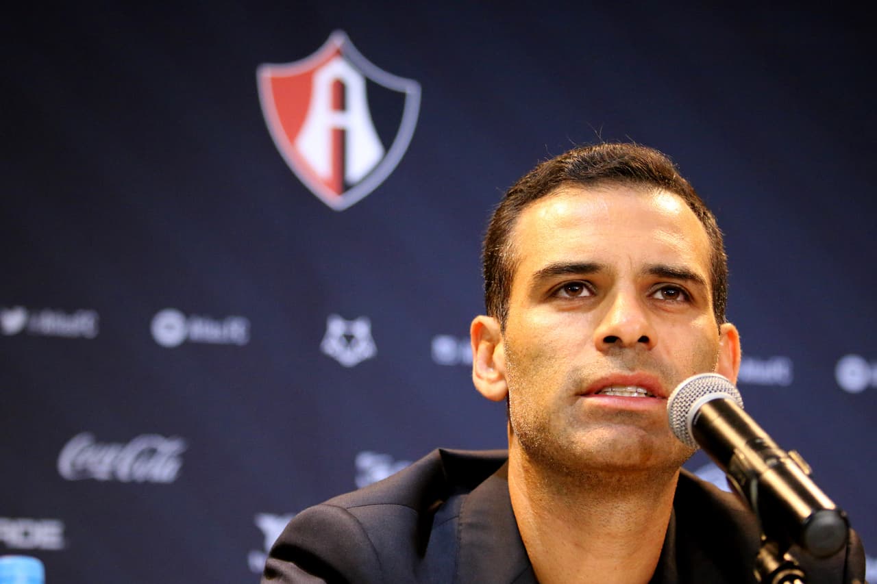 Este 7 de agosto de 2018, Márquez fue anunciado como el nuevo director deportivo de los rojinegros del Atlás, completando su metamorfosis en el fútbol profesional.