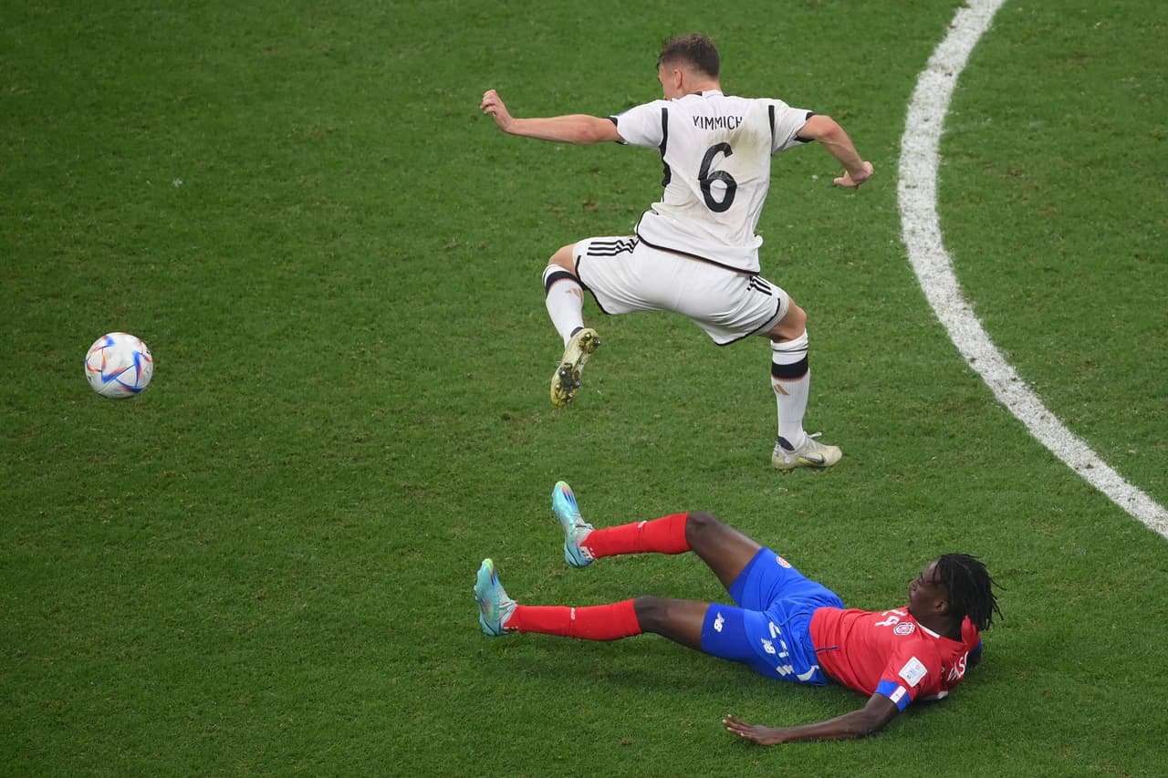 Roan Wilson presenta un esguince en la rodilla izquierda con Costa Rica.