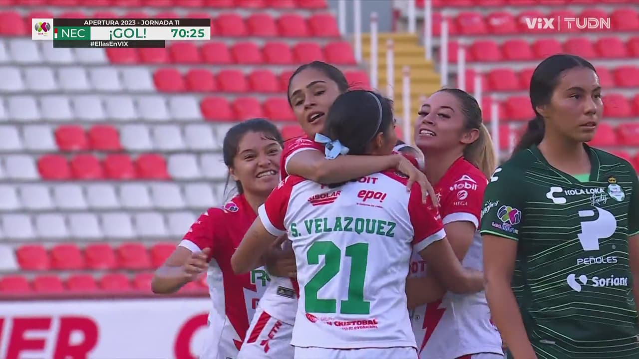 ¡Llegó el empate! Karen de León llega de cabeza para marcar el 1-1