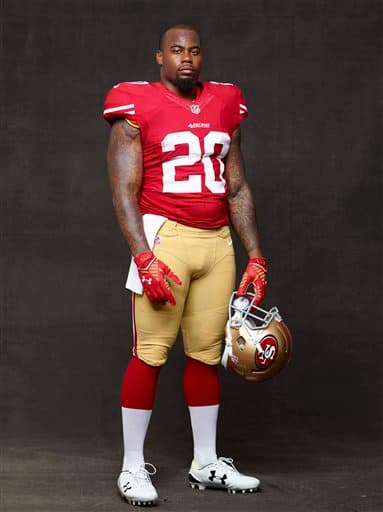 Mira las mejores tomas dentro y fuera del campo del novato corredor egresado del Sur de California y tomado por los SF 49ers (AP-NFL).
