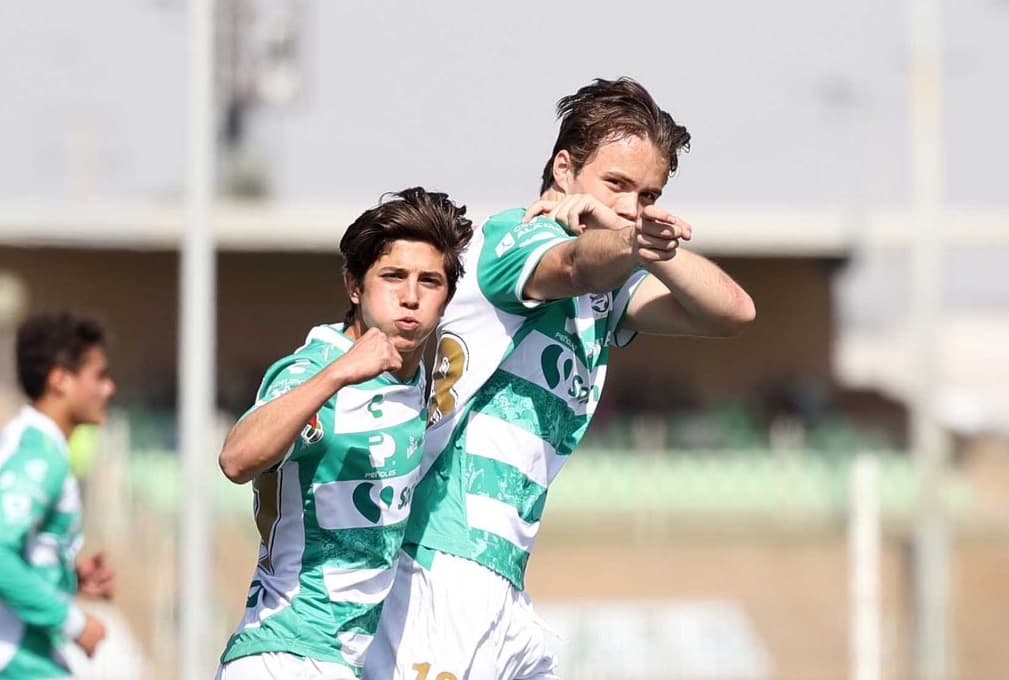 El delantero noruego-mexicano que sorprende en la Liga MX