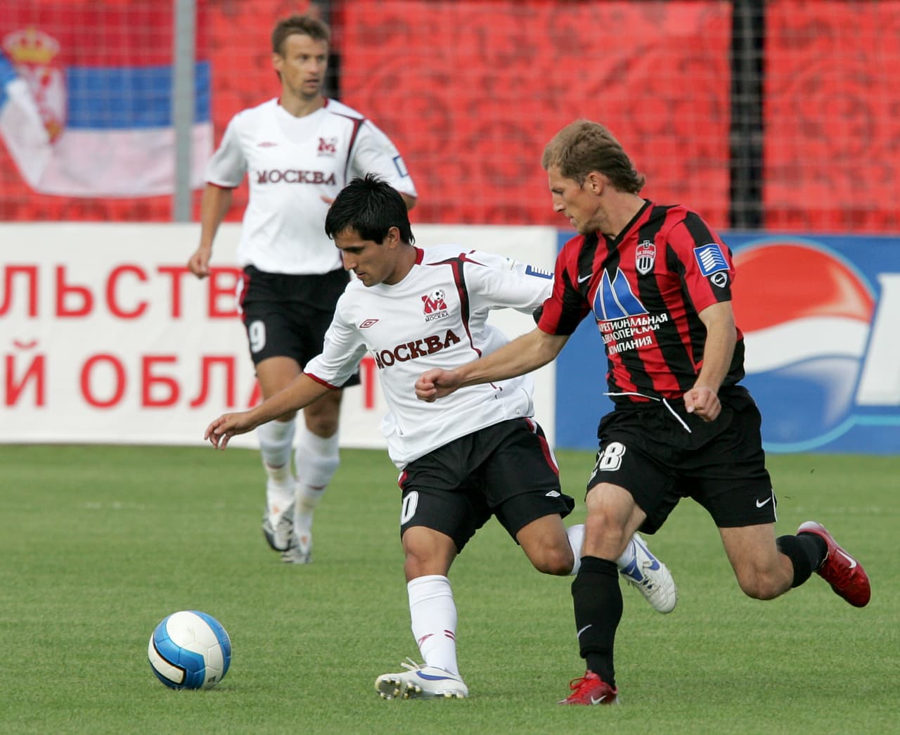 Entre 2007 y 2009 jugó únicamente seis partidos de liga rusa con el FC Moscú.