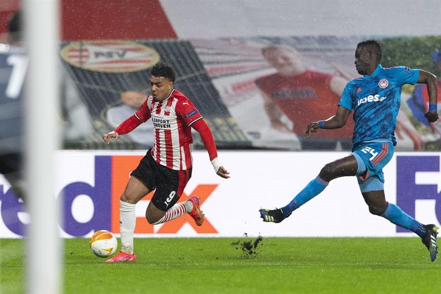 PSV queda fuera de la UEFA Europa League tras caer ante Olympiakos con un marcador global de 5-4. Eran Zahavi, aún con doblete para los de Eindhoven en este partido de vuelta, no fue suficiente, pues el gol de Maghoub al minuto 88 marcó la diferencia y el pase para la escuadra griega.