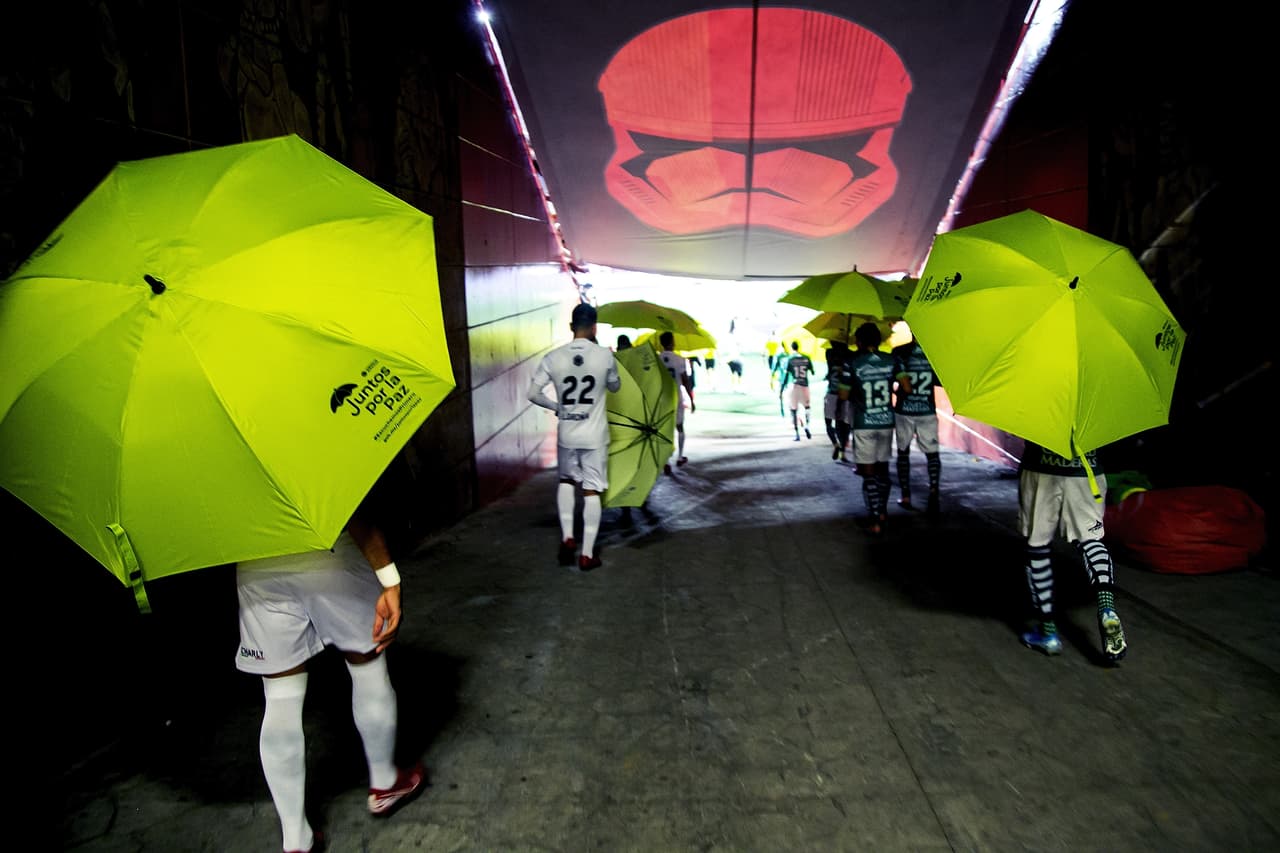 Tijuana
<b> 1-2</b> León