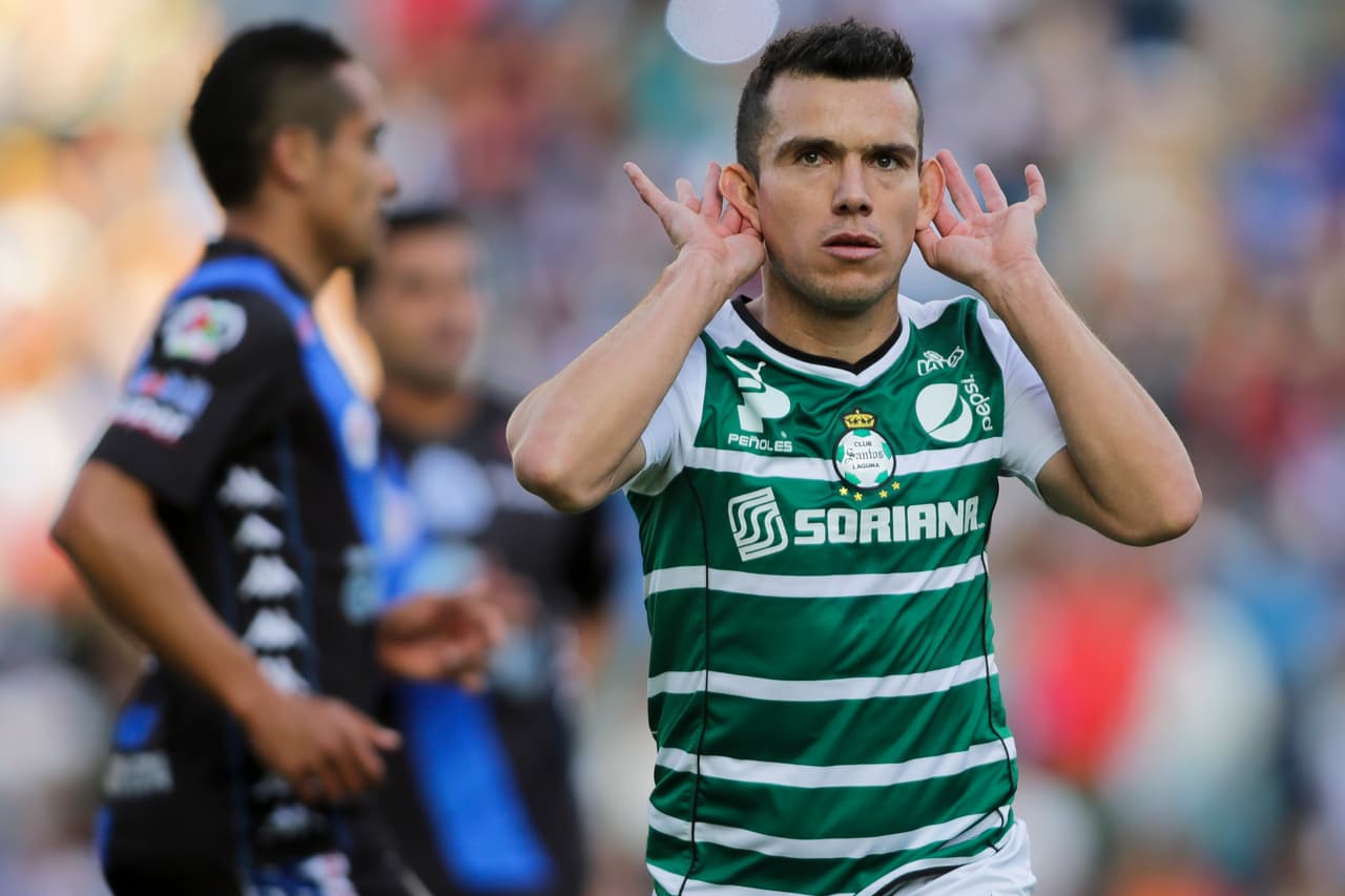 Rodríguez fue seleccionado de México entre 2001 y 2006, además de ser campeón de la Liga MX con Chivas de Guadalajara en el Apertura-2006 y con Santos Laguna en el Clausura-2008, Clausura-2012 y en la Copa MX en el Apertura-2014.