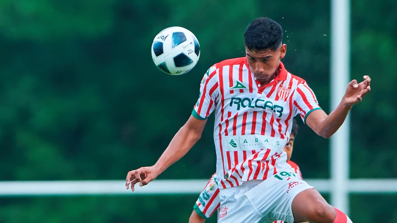 Canterano de Necaxa de 18 años despierta interés en Sporting y Wolves