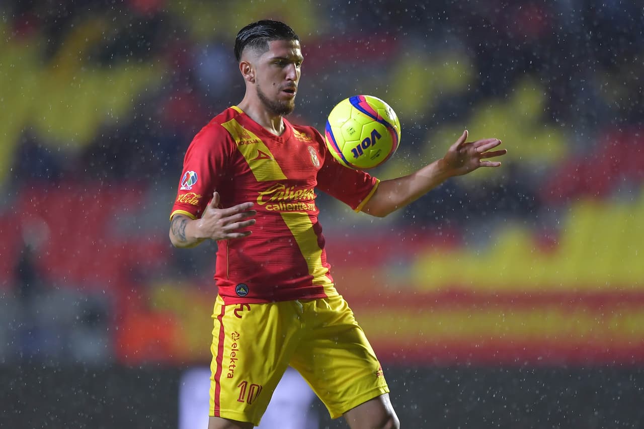 El chileno Diego Valdés es titular con Morelia.l