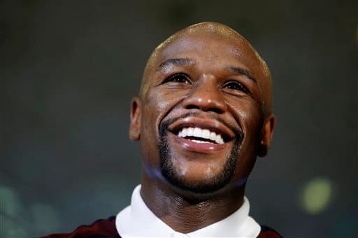 Floyd Mayweather Jr. y Andre Berto hicieron temblar el MGM y Las Vegas con su arribo para su contienda el próximo 12 de septiembre.