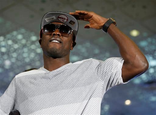 Floyd Mayweather Jr. y Andre Berto hicieron temblar el MGM y Las Vegas con su arribo para su contienda el próximo 12 de septiembre.