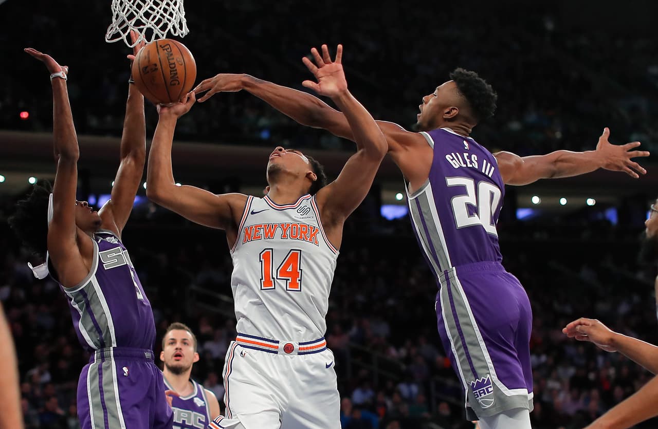 Los Sacramento Kings superaron 102-94 a New York Knicks en el Madison Square Garden.