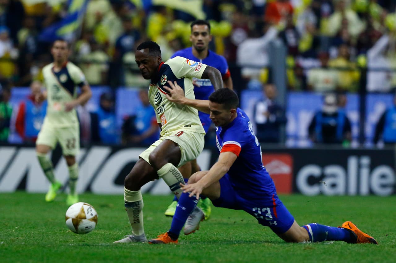 Ciudad de México, 13 de diciembre de 2018., durante el partido de ida de la Final del torneo Apertura 2018 de la Liga Bancomer MX, entre las Aguilas del América y la Máquina Celeste del Cruz Azul, celebrado en el estadio Azteca. Foto: Imago7/Álvaro Paulin
