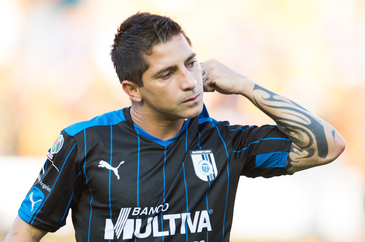 Directiva está apenada por paso de Gallos Blancos