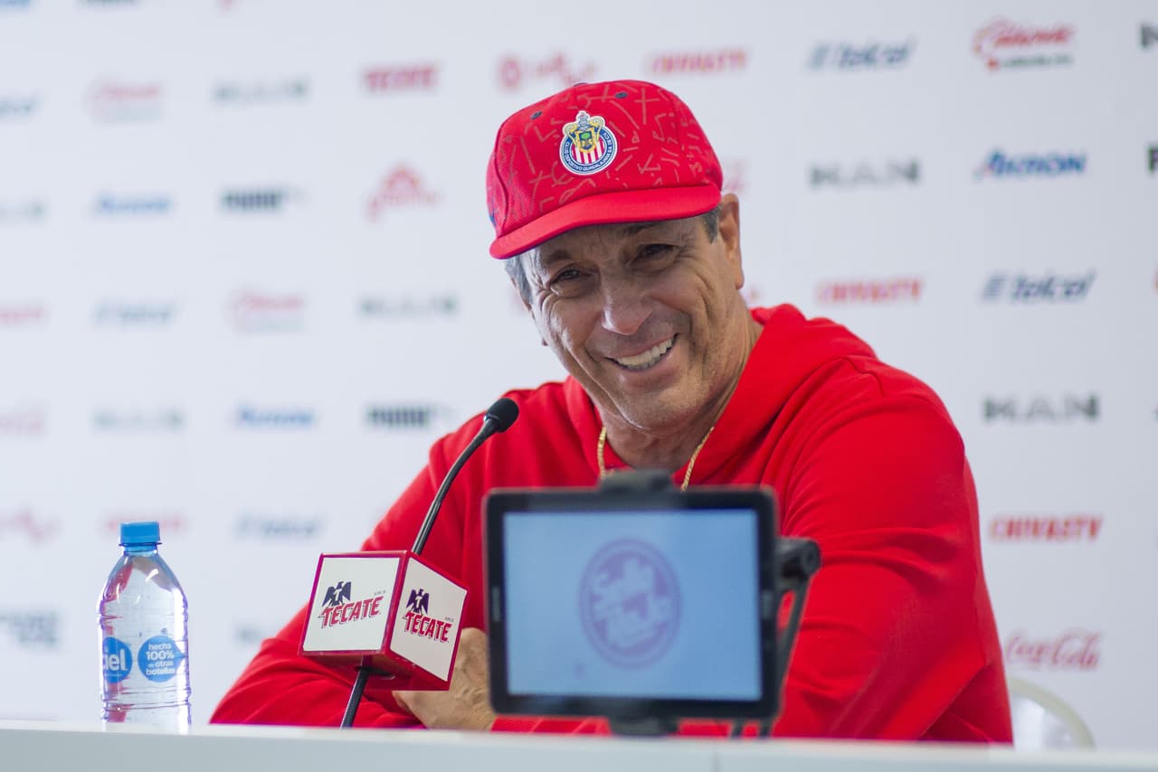 Tomás Boy justifica festejo de Alexis Vega ante Atlas