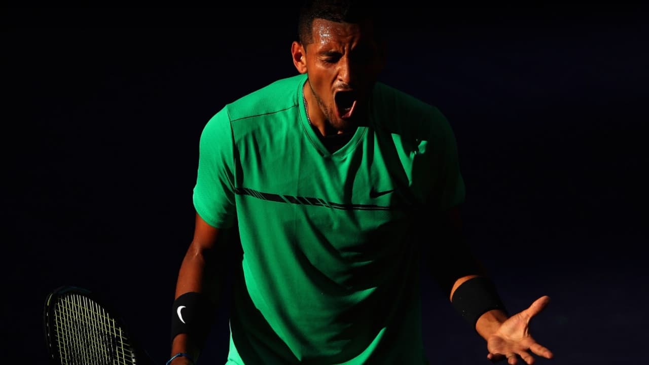 Kyrgios ‘trolleó’ a Djokovic por su descalificación con una encuesta
