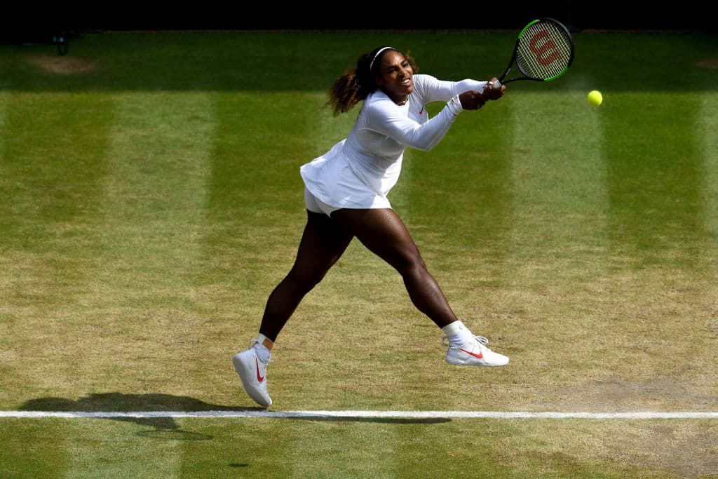 Serena apenas hace 10 meses tuvo una bebé y hoy acaba de ganarse su boleto a la décima final en su laureada trayectoria en este certamen, y va en busca de su Grand Slam número 23.