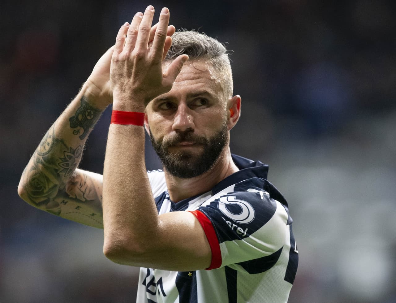 Gallardo (8’), Janssen (65’) y Layún (73’) fueron los verdugos de la noche. La siguiente ronda recibirán a Santos.