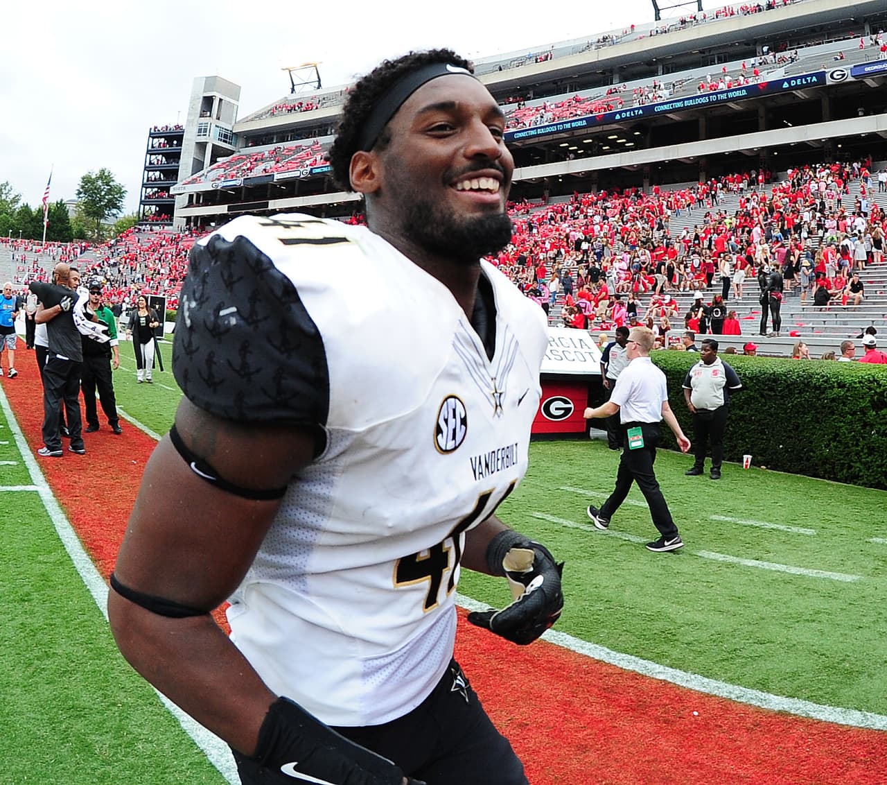 # 46
<b>ZACH CUNNINGHAM</b> – LB |
<i>Vanderbilt</i>
<br>