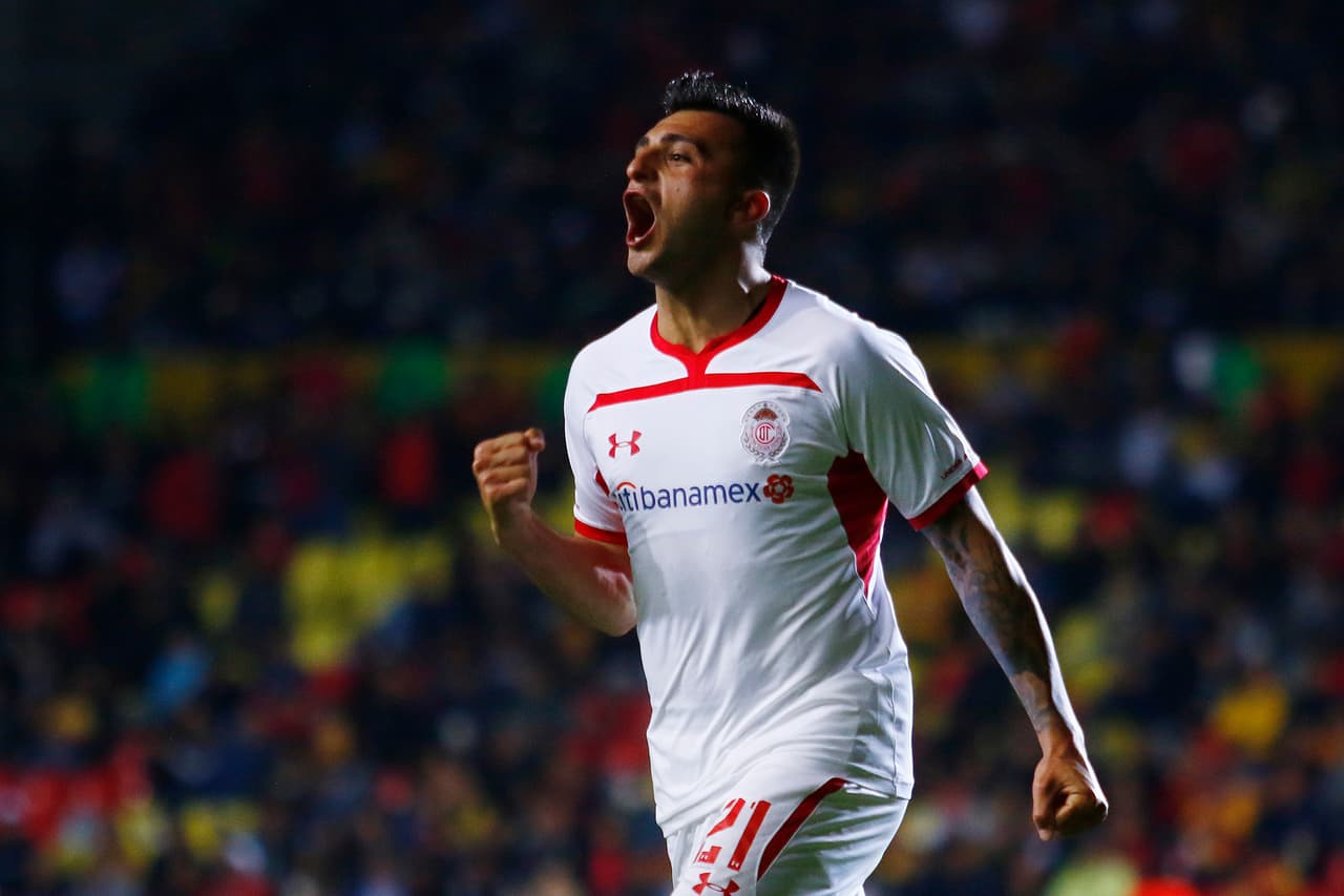 Toluca aprovechó los espacios y Triverio puso cifras definitivas con un gran remate de cabeza, eso ocurrió al minuto 75. El resto del partido fue de trámite.