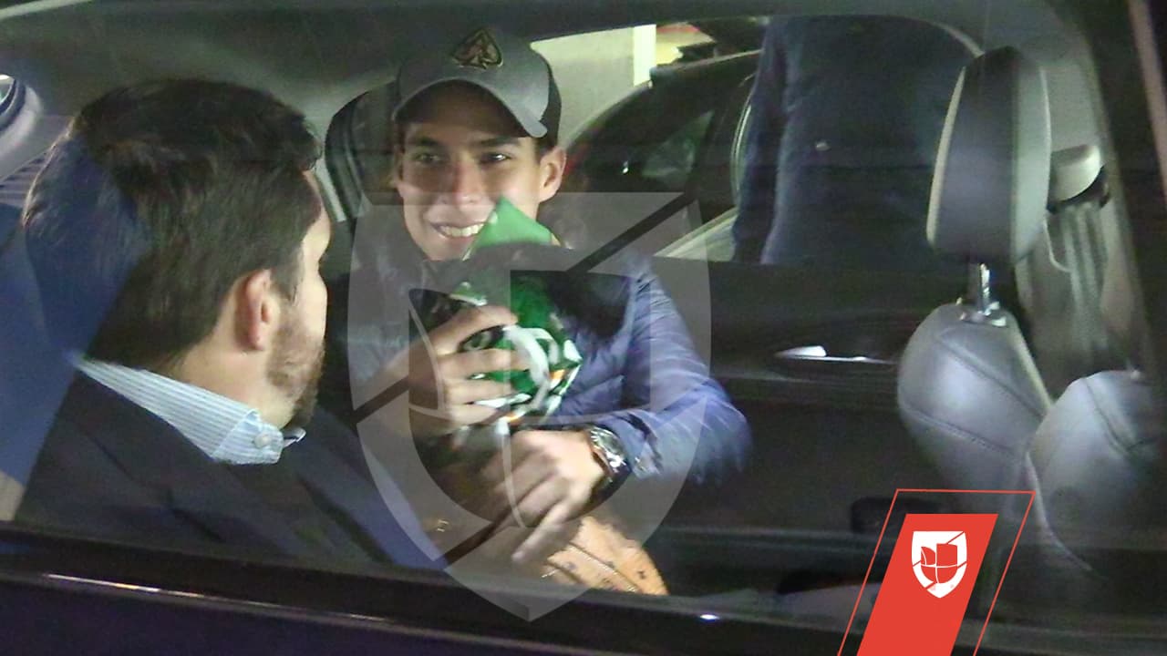 Se le notó contento, emocionado y con esparanzas a su arribo.