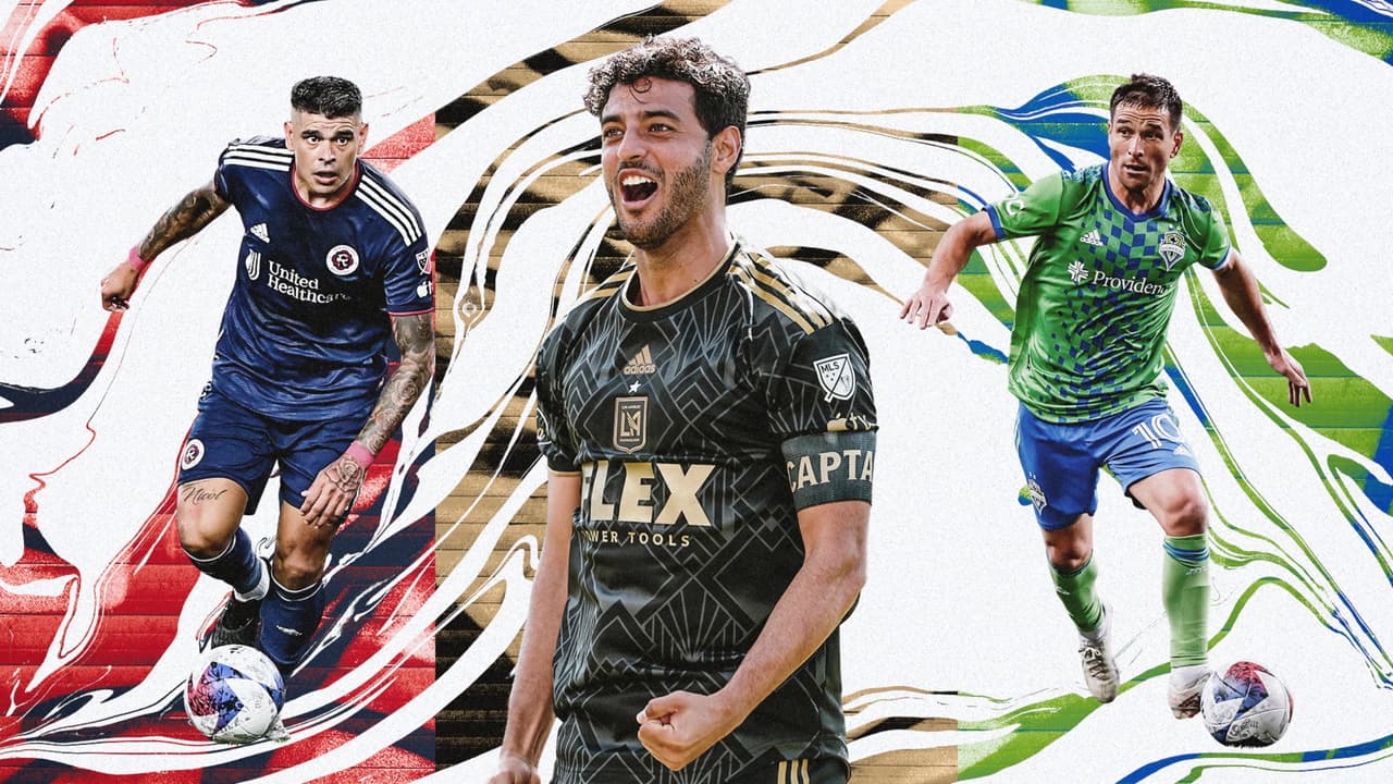 Gustavo Bou, Carlos Vela, Nicolás Lodeiro.