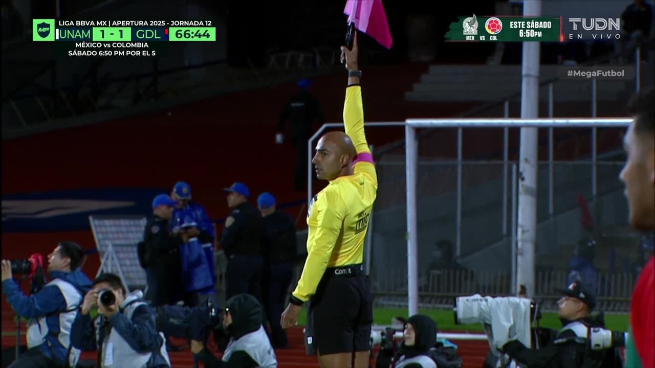 ¡Se ahoga el grito de gol! La Hormiga había hecho su doblete pero estaba adelantado