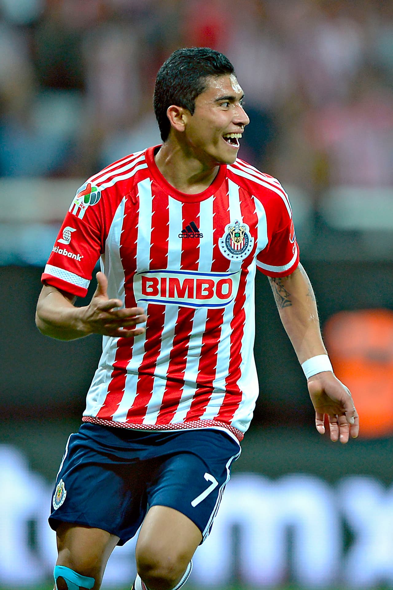 Orbelín Pineda, Chivas.- El jugador del Rebaño Sagrado abrió el marcador en el partido frente a Pumas, un juego en donde el equipo universitario no mostró ninguna respuesta ante el ataque de Chivas. Orbelín sumó 10 puntos, mientras que su valor es de $7.4 millones.