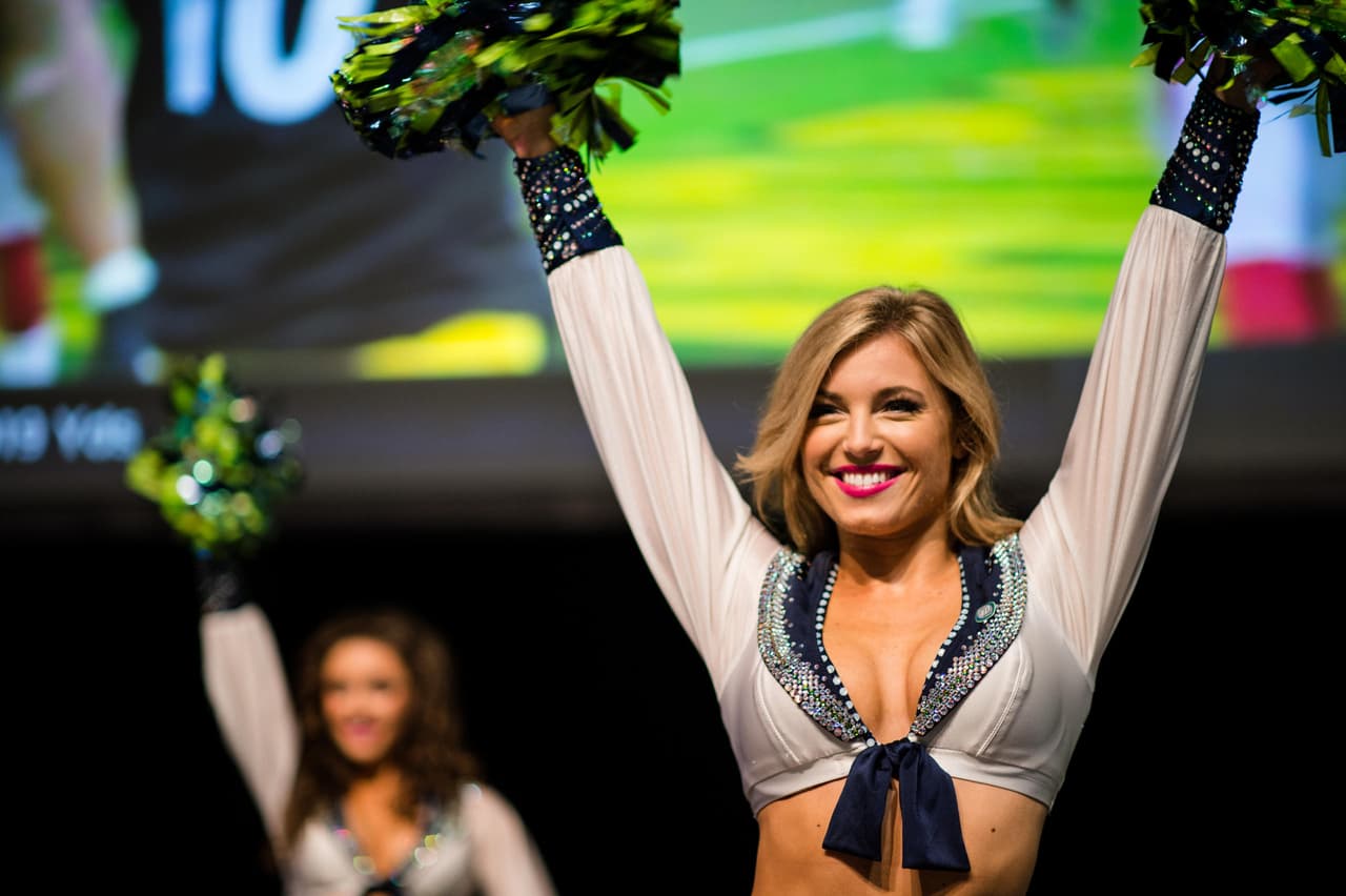 Esta sexy chica es integrante de las Sea Gals desde hace tres años. ¡Checa lo mejor de ella!