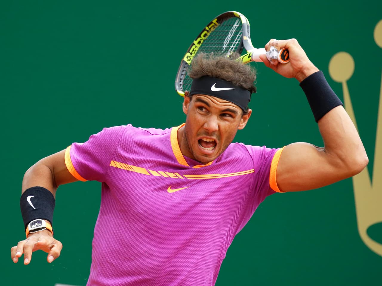 Nadal mostró toda su categoría no solo para vencer a Ramos, sino también para luchar contra la historia del tenis, pues se ha convertido en el primer jugador en la Era Open en ganar diez títulos en el mismo torneo.