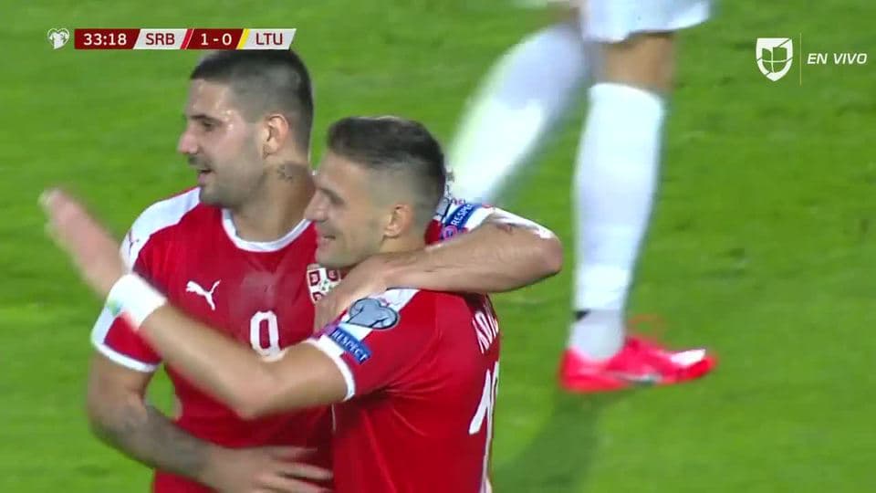 ¡GOOOL! Aleksandar Mitrovic anota para Serbia