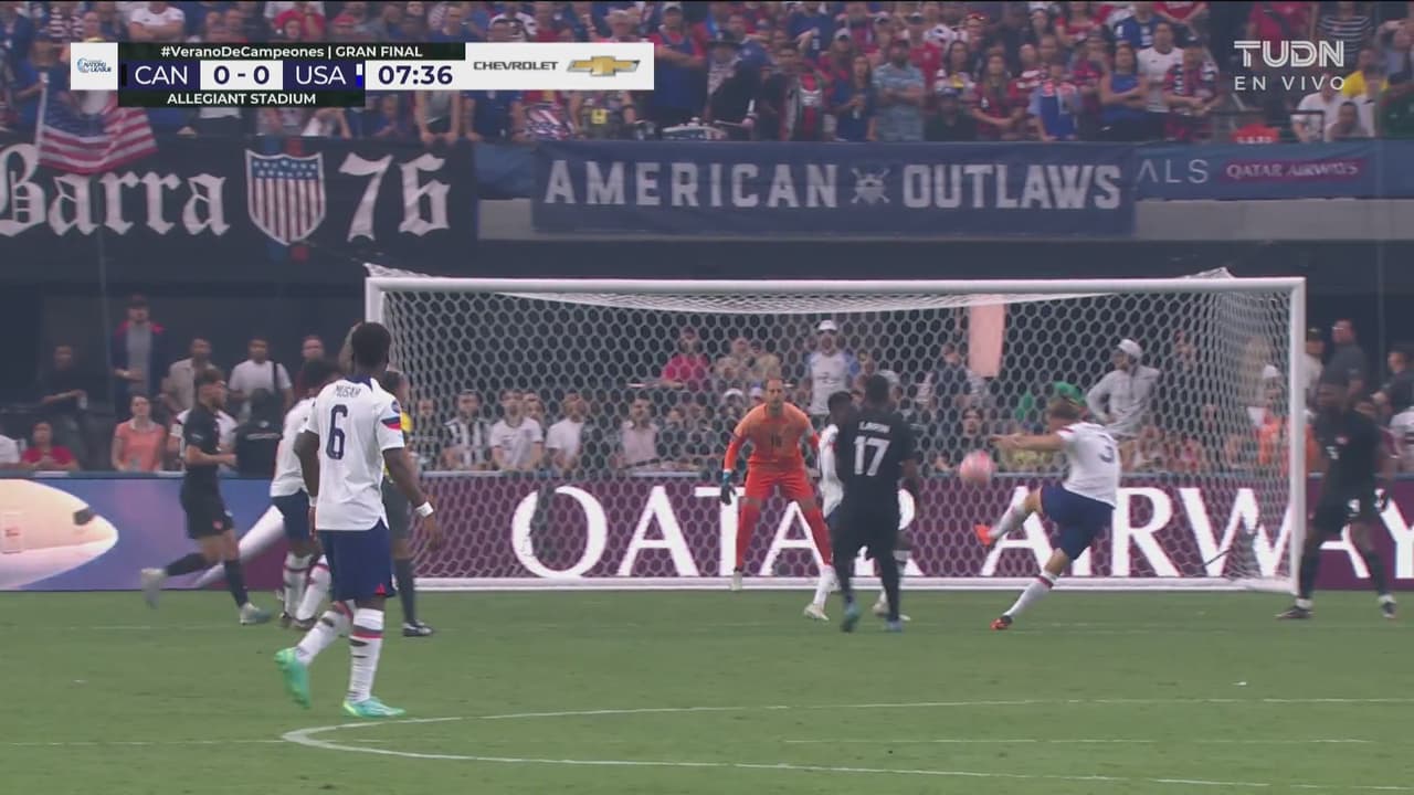 ¡Tocan la puerta de Canadá! Zimmerman por poco abre el marcador