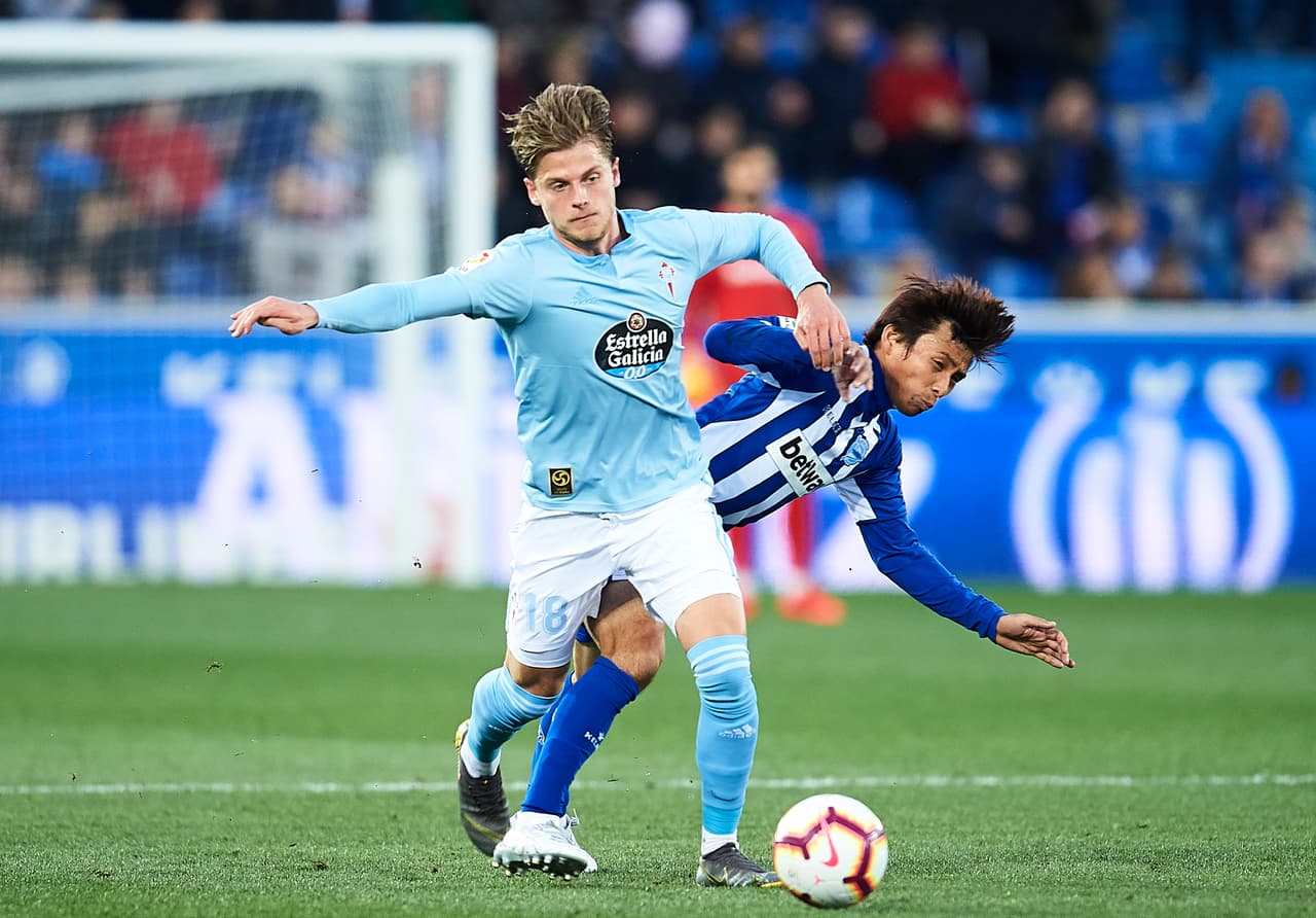 Por la jornada 25 de La Liga, el Deportivo Alavés y el Celta de Vigo igualaron por 0-0 en Mendizorroza en un partido en el que Néstor Araújo jugó todos los minutos. Ahora el equipo gallego suma 25 puntos, peleando por la permanencia, mientras que los vascos tienen 37.