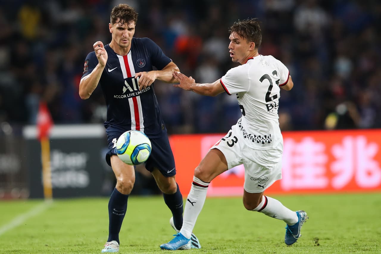 Otro retorno importante en el Grupo A lo llevará a cabo le belga Thomas Meunier, que volverá a Brugge.