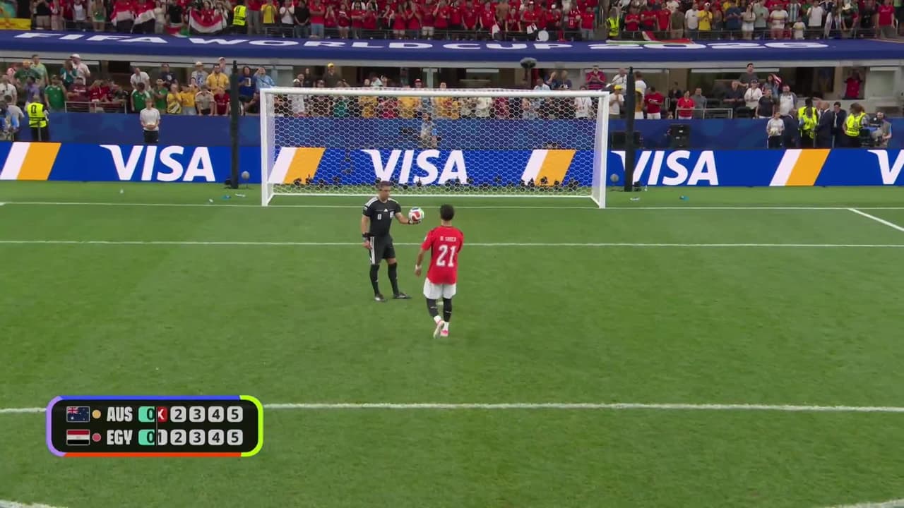 ¡GOL!  anota para Egipto. Mahmoud Saber
