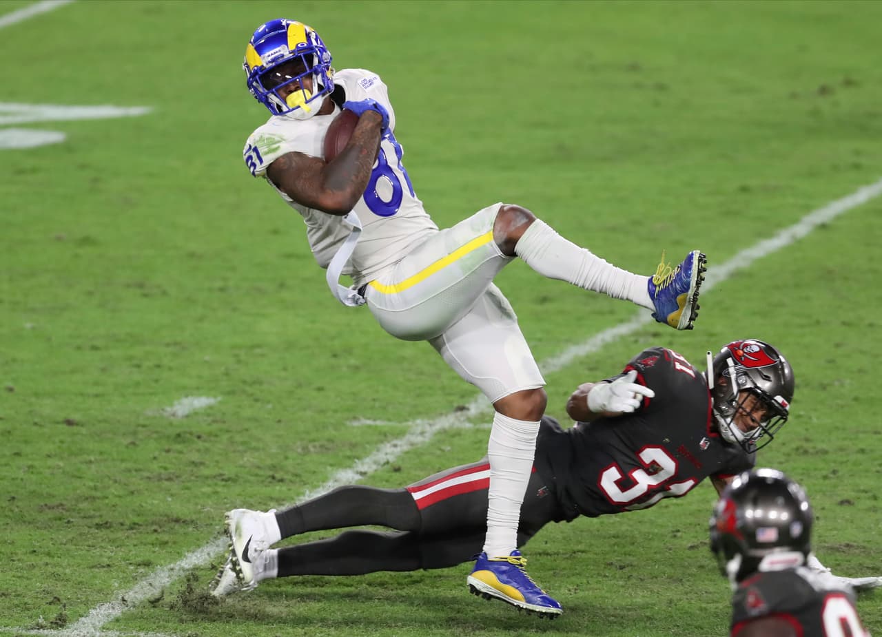 Jared Goff consigue el ansiado triunfo sobre Tom Brady y con un marcador de 27-24, los Bucs pierden en su propia casa.