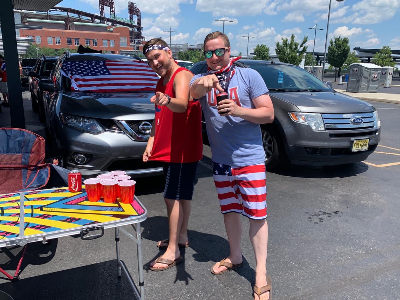 Los alrededores del Lincoln Financial Field de Philadelphia se visten con los colores de Jamaica, Panamá, Estados Unidos y Curazao previo a la jornada de Cuartos de Final de Copa Oro.