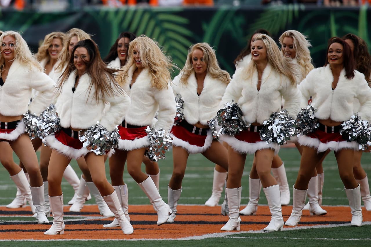 Los Bengals perdieron a su QB Andy Dalton y con ello el partido vs. Steelers 33-20. Checa las mejores tomas del duelo con el Pittsburgh está en la lucha por un boleto a la ronda de comodines.