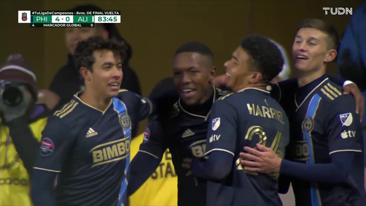 ¡Doblete de Perea! Andrés la empuja y Philadelphia golea 4-0 a Alianza
