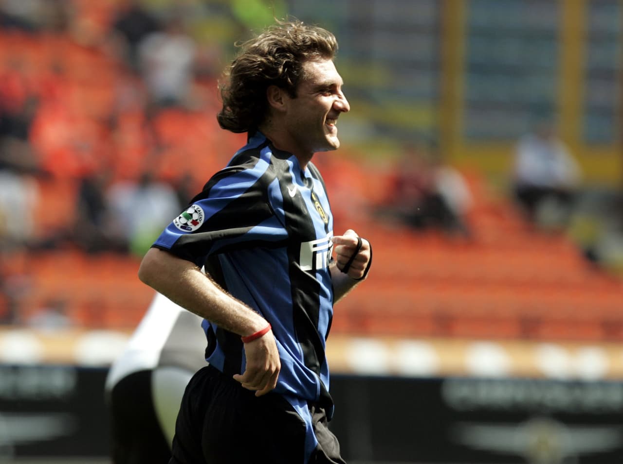 Christian Vieri lo hizo en 38 partidos.