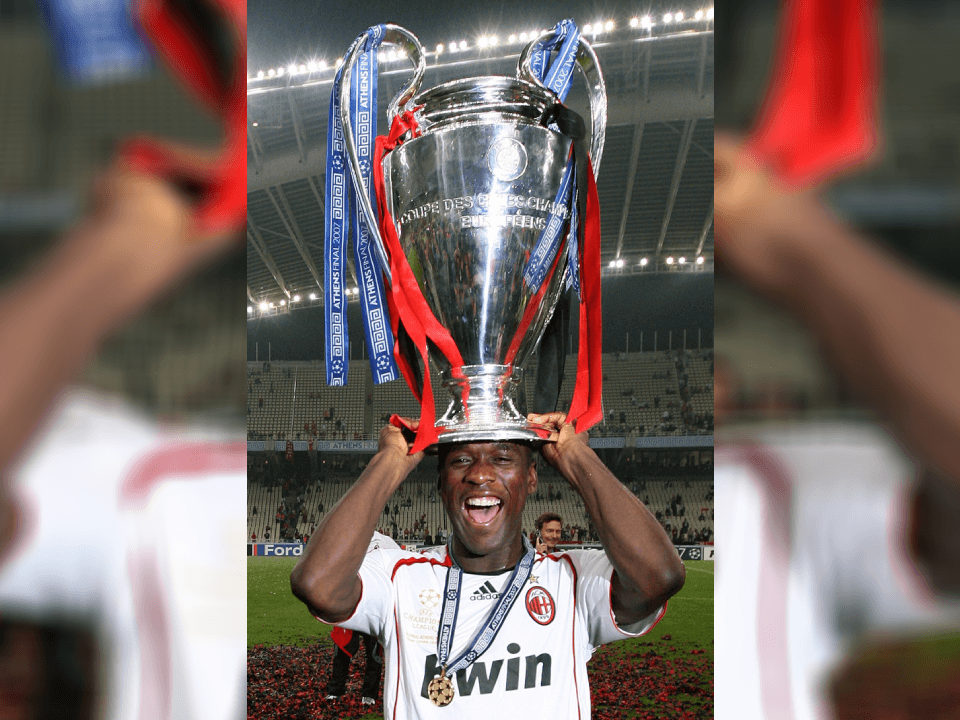 ¡Toda una leyenda en el AC Milan! Por 10 años perteneció al conjunto rossonero y logró conquistar dos Series A, dos supercopas de Italia, una Copa de Italia, dos Champions League, dos supercopas de la UEFA y un Mundial de Clubes.