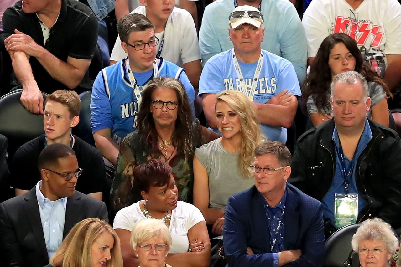 El cantante de Aerosmith, Steven Tyler, fue una de las celebridades que vivió la jornada memorable.