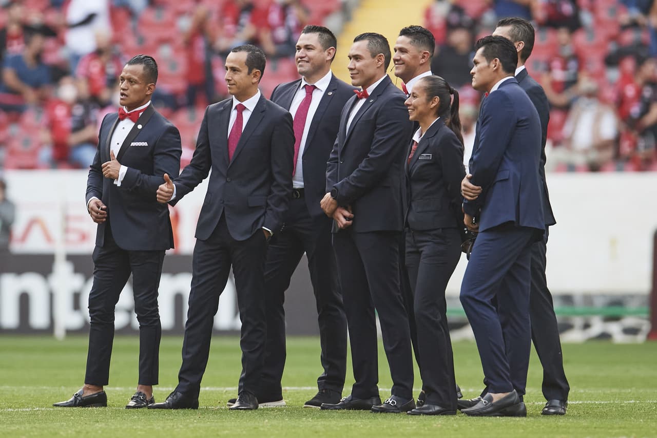 ¡Qué ambientazo! Los seguidores del Atlas se dieron cita en las inmediaciones del Estadio Jalisco desde muchas horas antes de que diera inicio el partido con el fin de alentar en busca de la remontada del título.