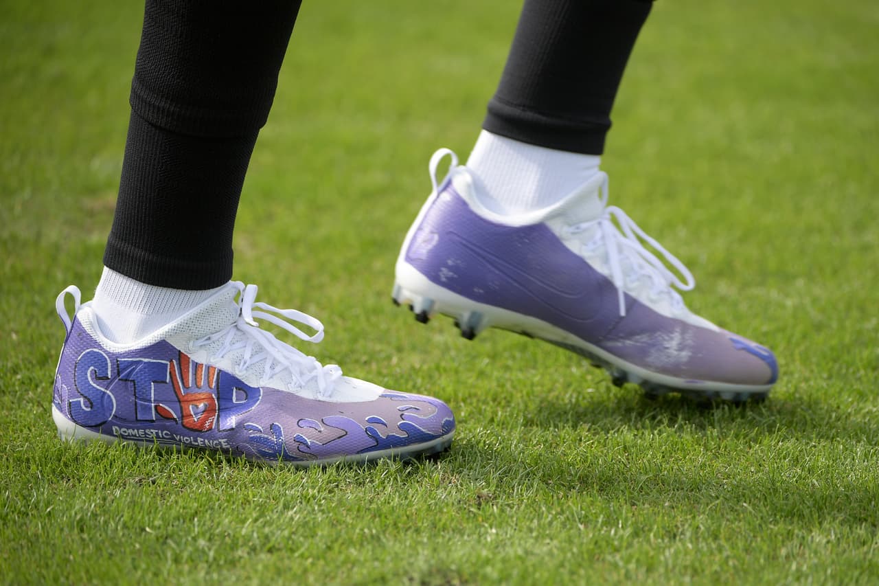 'My Cause My Cleats' es una campaña en la que algunos aprovecharon por segundo año en NFL para enviar un mensaje de apoyo a una causa y en la que en general muestran diseños llamativos de zapatillas.