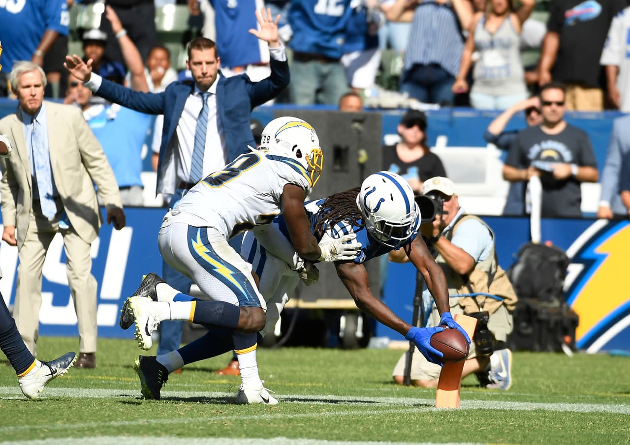 T.Y. Hilton #13 de los Indianapolis Colts empató el encuentro con una gran jugada individual y el partido se fue a tiempo extra.