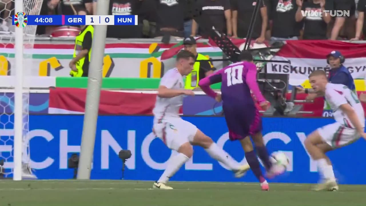 ¡Musiala se quedó a nada de firmar un golazo al ángulo!