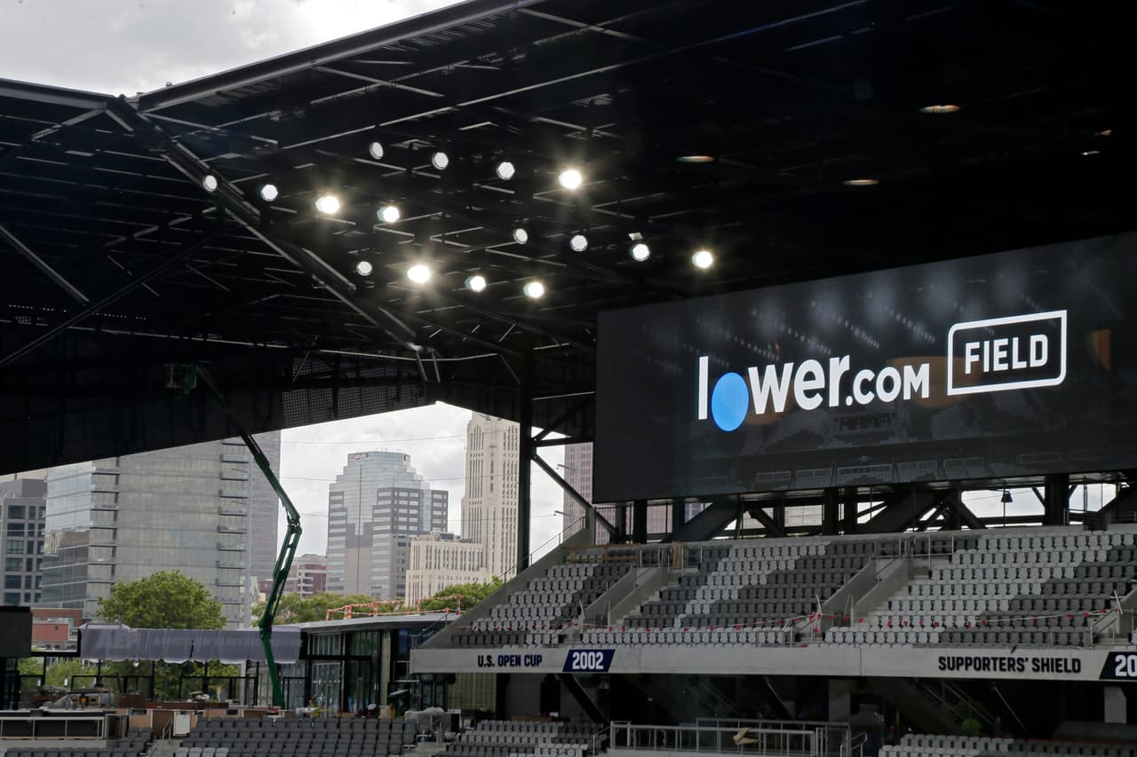 Con un costo de construcción de más de 300 millones de dólares, y en medio del llamado Arena District, el Lower.com Field es la nueva sede de MLS en una de las ciudades más futboleras de Estados Unidos.
<br>